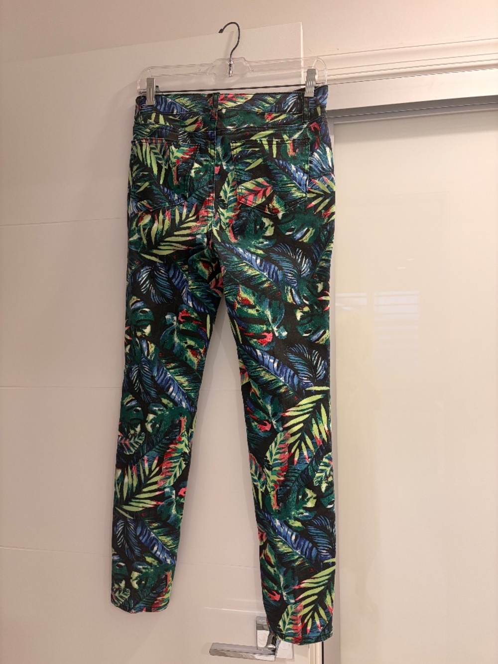 Floral black stretch jeans
